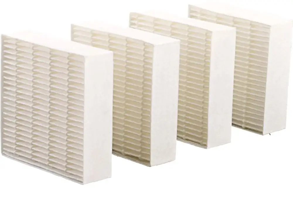 Vier STIEBEL ELTRON Filtermattensets FMS F7-4 LWE 40, F7, 236678, im Detail.